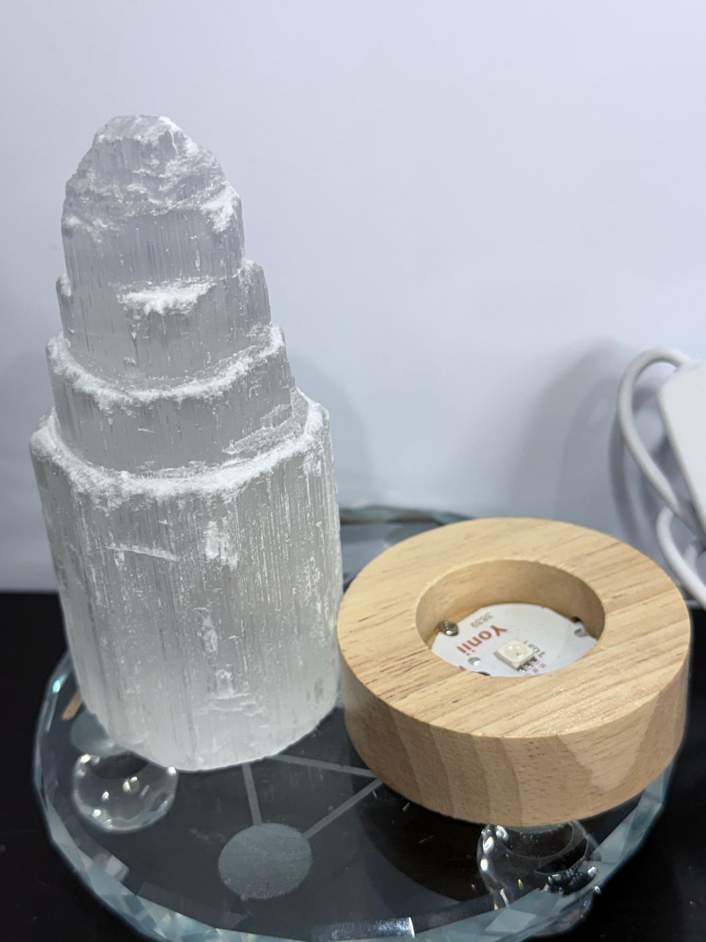 Selenite Tower Lamp with Colour-Changing LED Base – 10cm | 300g