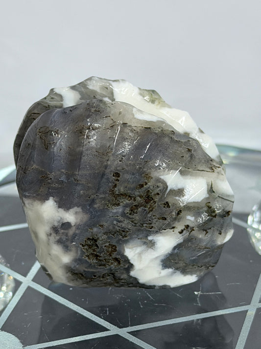 Moss Agate Clam Shell –