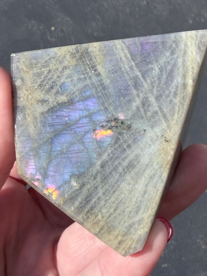 Labradorite Crystal Freeform – Multicolour Flash | 122g

Enhances intuition and psychic awareness