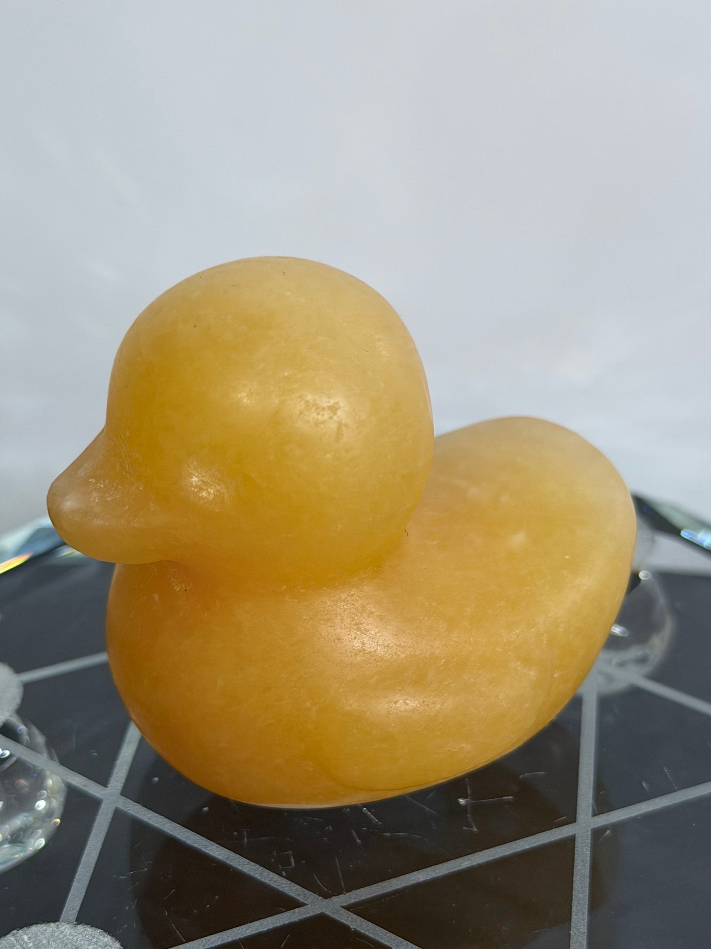 Orange Calcite Duck Carving – 140g 5.5cm