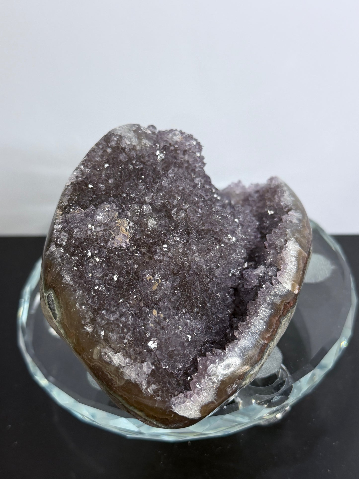Red Amethyst Druzy Crystal Charging Bowl – Sparkling Agate Geode Freeform (410g)