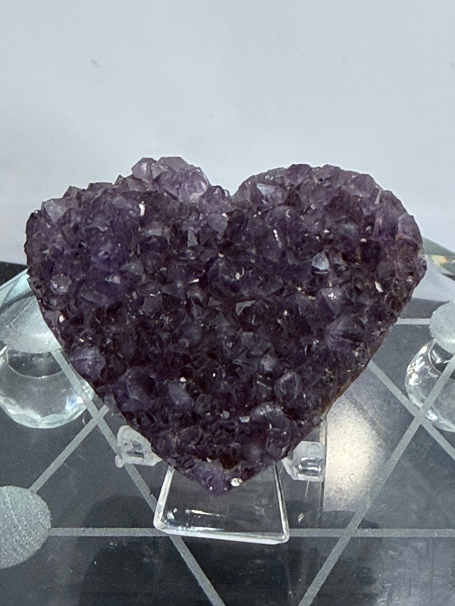 Amethyst Druzy Heart Cluster With Stand – 5.6cm (C)