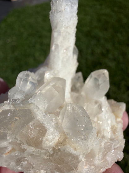 Quartz Twin Crystal Cluster – 75g