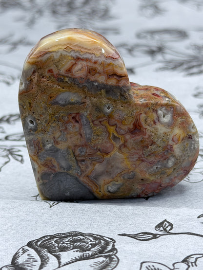 Crazy Lace Agate Heart – 75g | 5.5 x 4.7cm (Self-Standing)