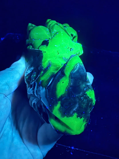 Volcano Agate Dragon Head | UV Reactive | 580g | 12.2 × 8cm