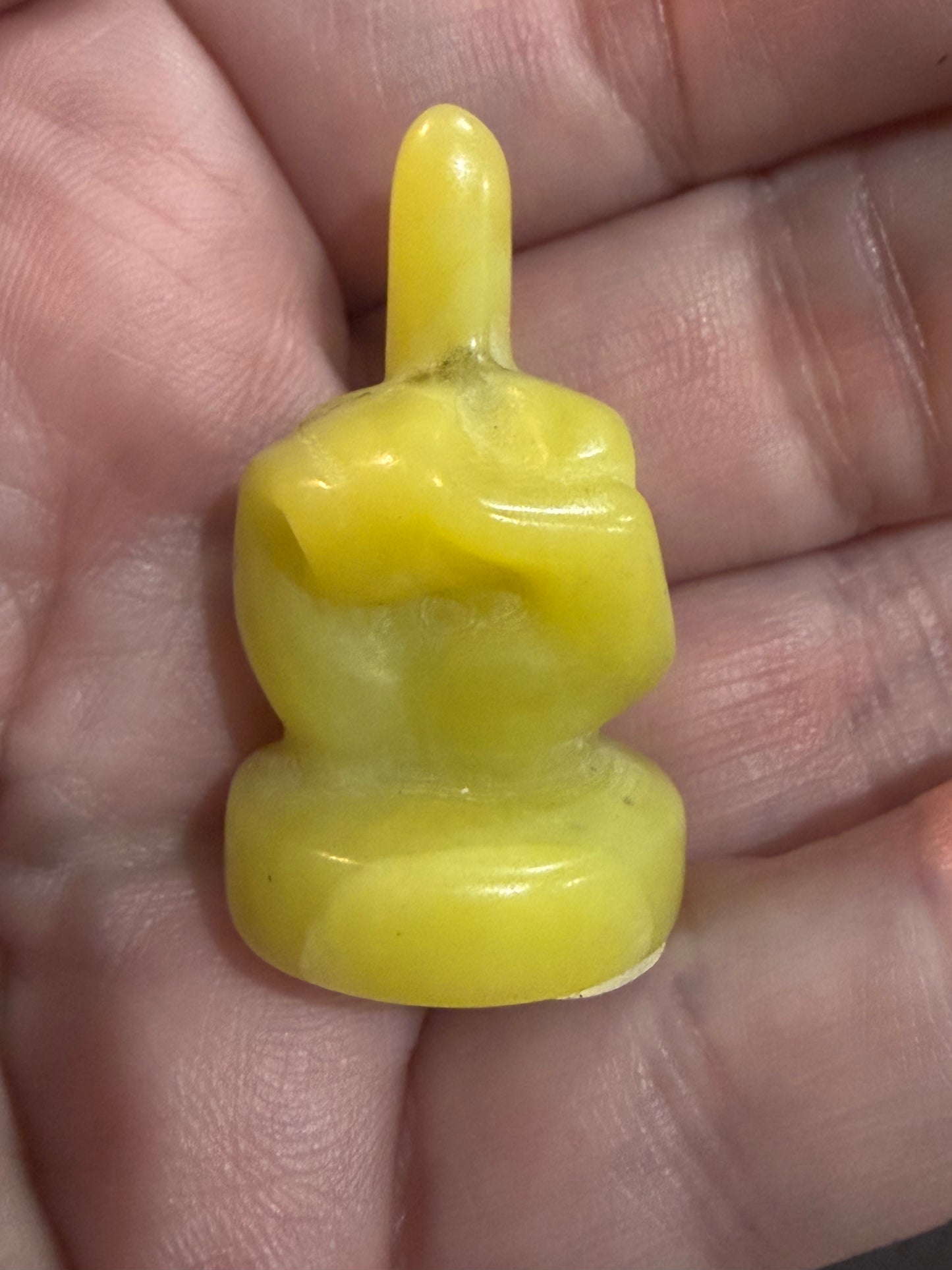 Crystal Middle Finger Carving – Approx. 3cm (Select Your Material)