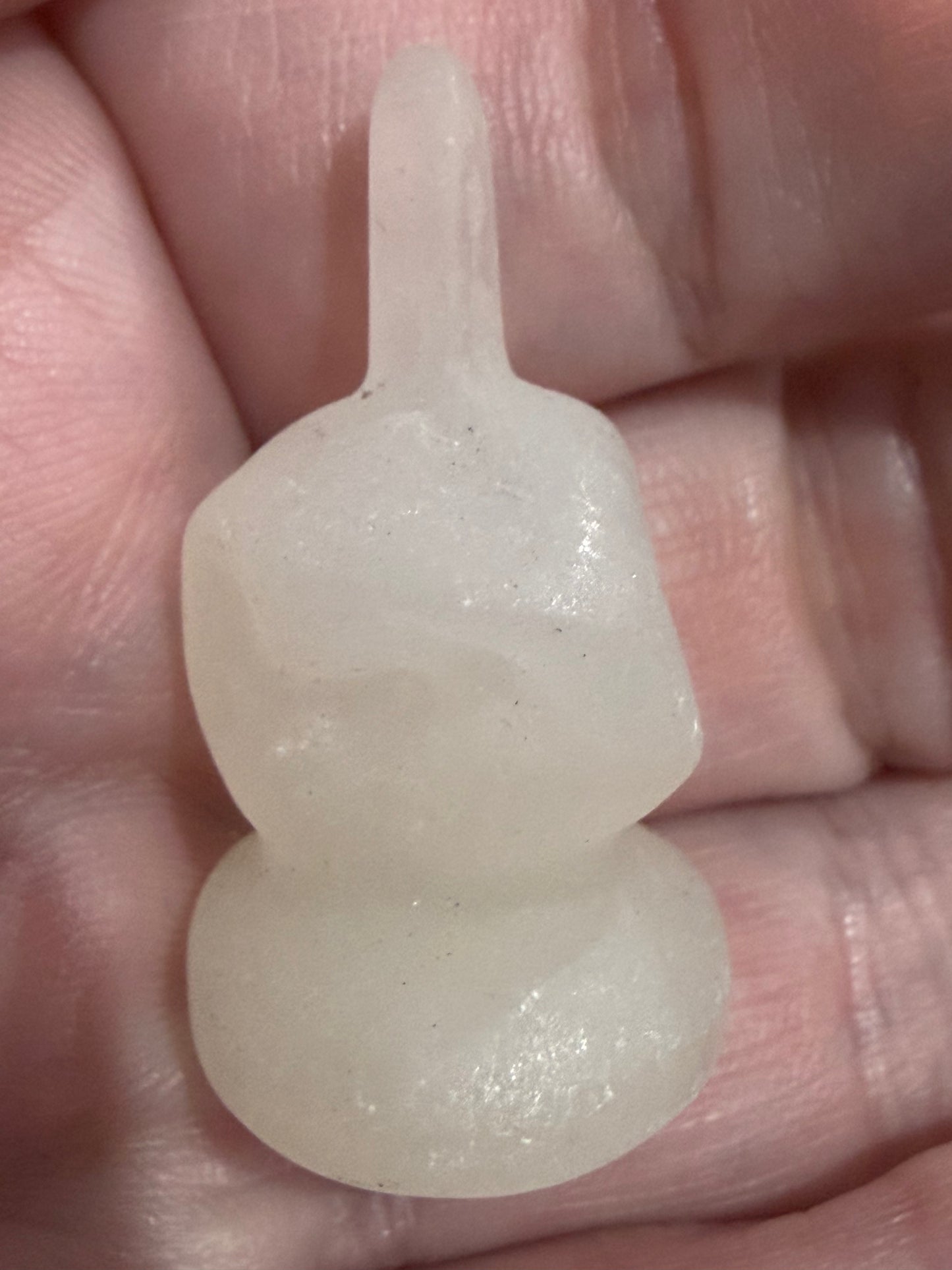 Crystal Middle Finger Carving – Approx. 3cm (Select Your Material)