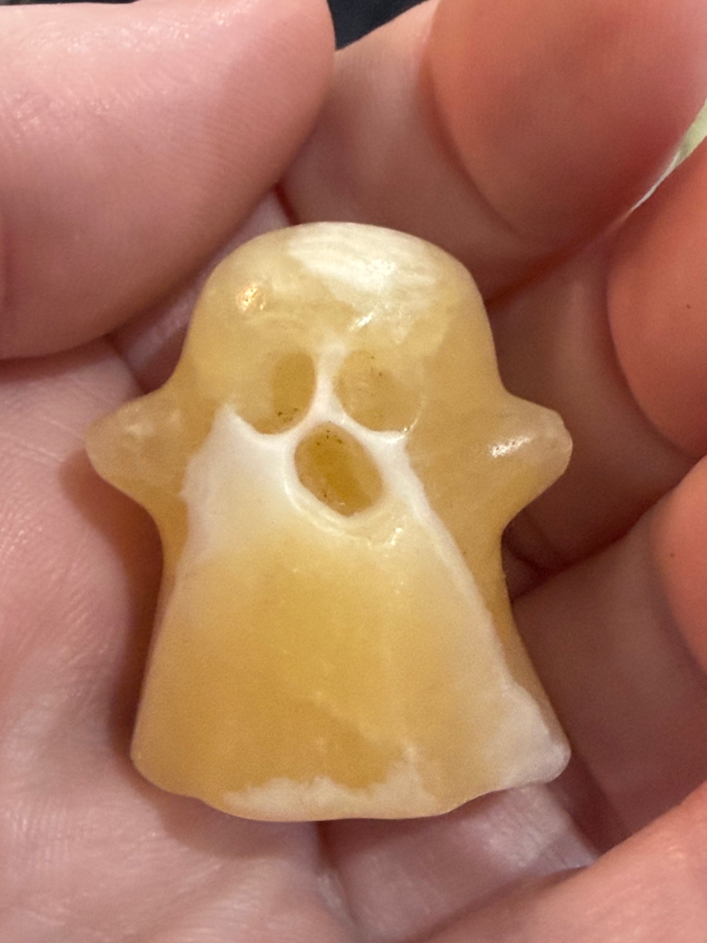 Ghost Crystal Mini Carving – Various Materials – 4cm