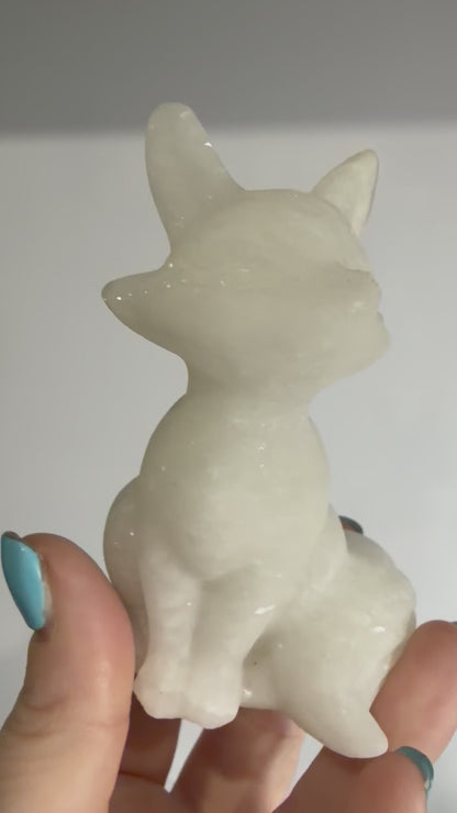 White Calcite Fox Carving – 9 cm