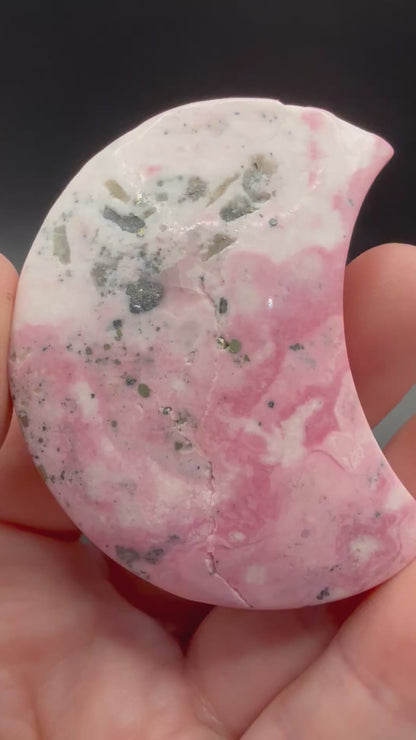 Peruvian Pink Rhodonite Crescent Moon 110g 6.2×5.8cm