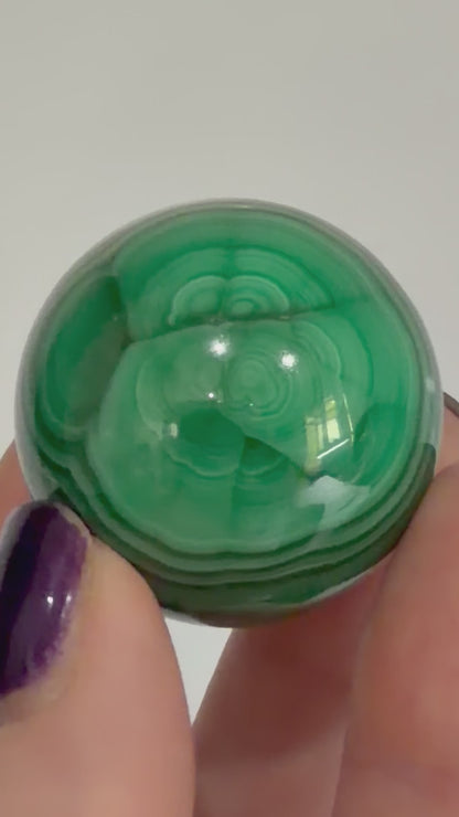 Malachite Sphere Premium– Exceptional Banding | Madagascar 3.5cm -
