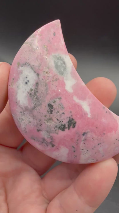Peruvian Pink Rhodonite Crescent Moon 107g 6.5×5cm