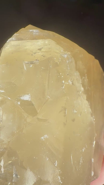 Raw Calcite on Light Base