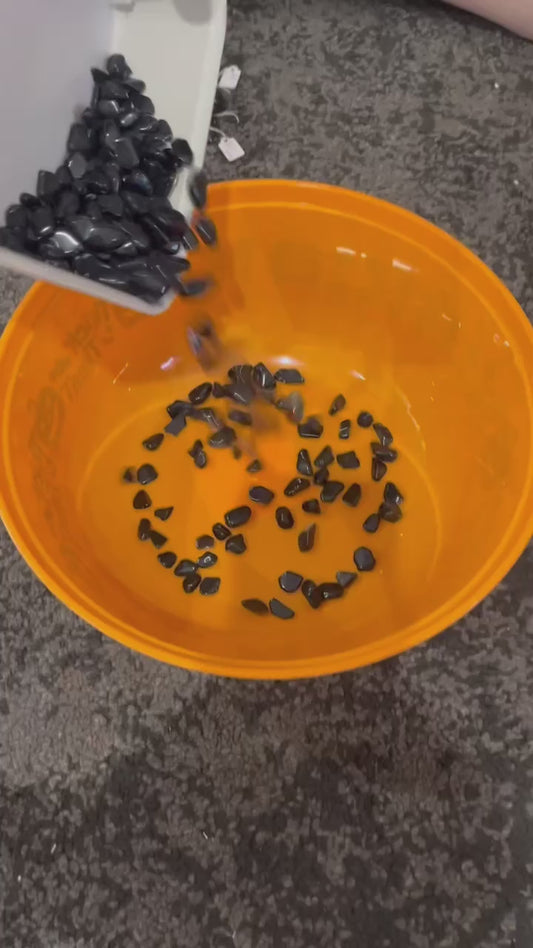 HALLOWEEN PROTECTION CRYSTAL SCOOPS